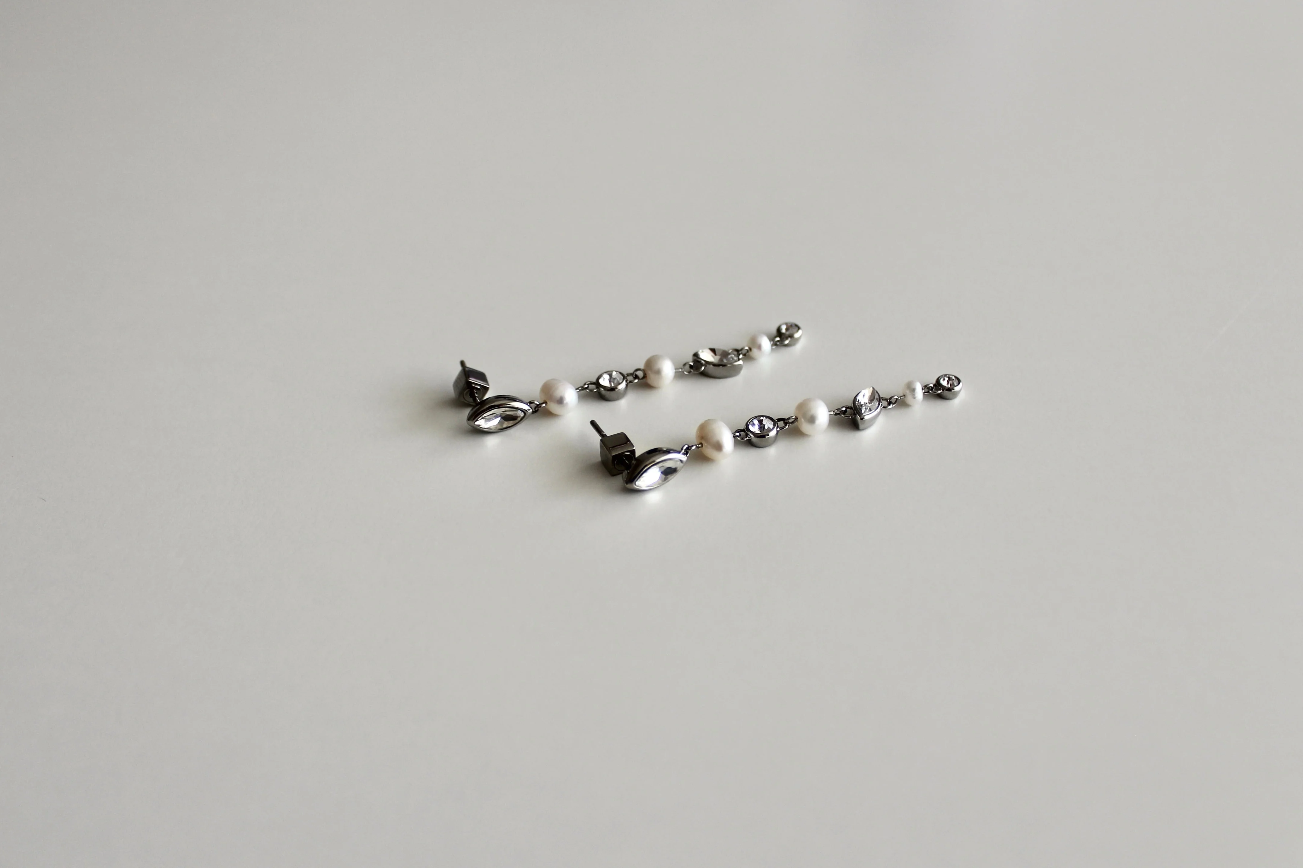 Adorn Earrings Silver - Image 5