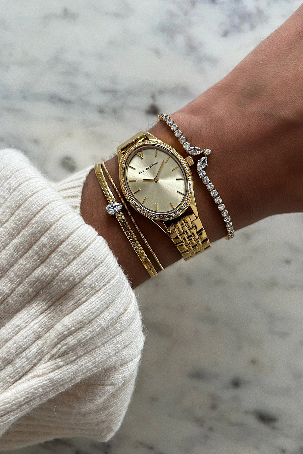Iconic Oval Watch - Image 4
