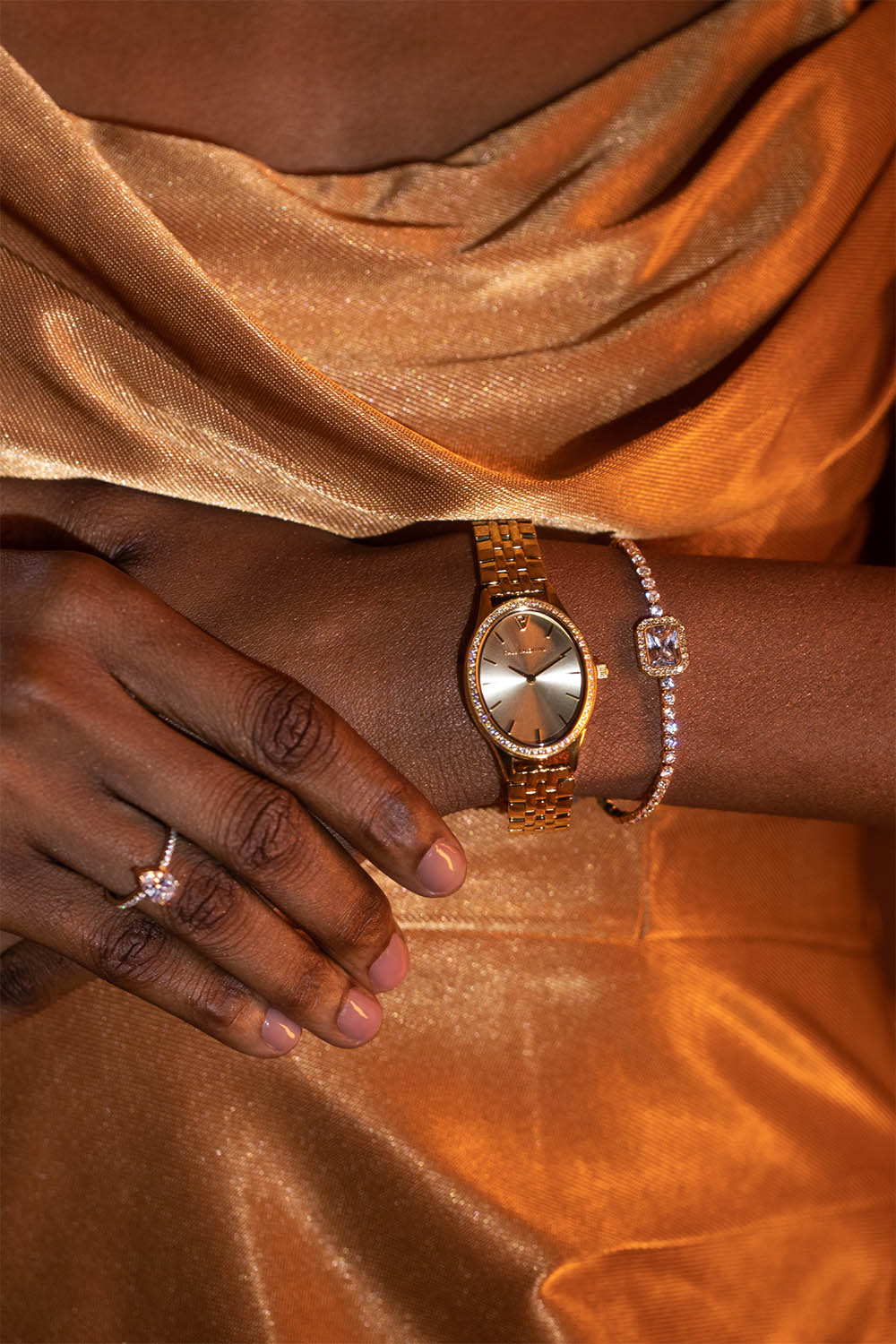 Iconic Oval Watch - Image 9