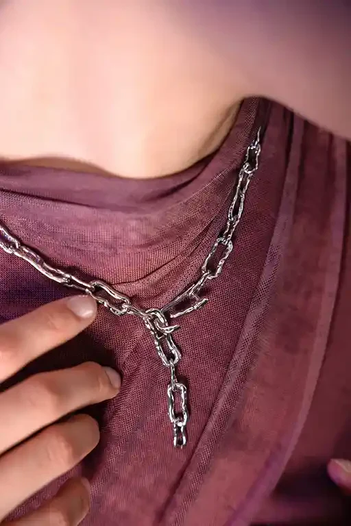 Molten Chunky Necklace - Image 4