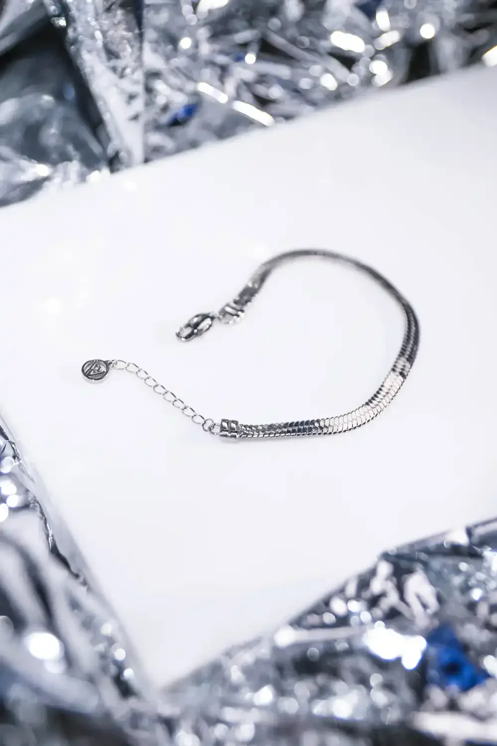 Molten Sleek Bracelet - Image 7