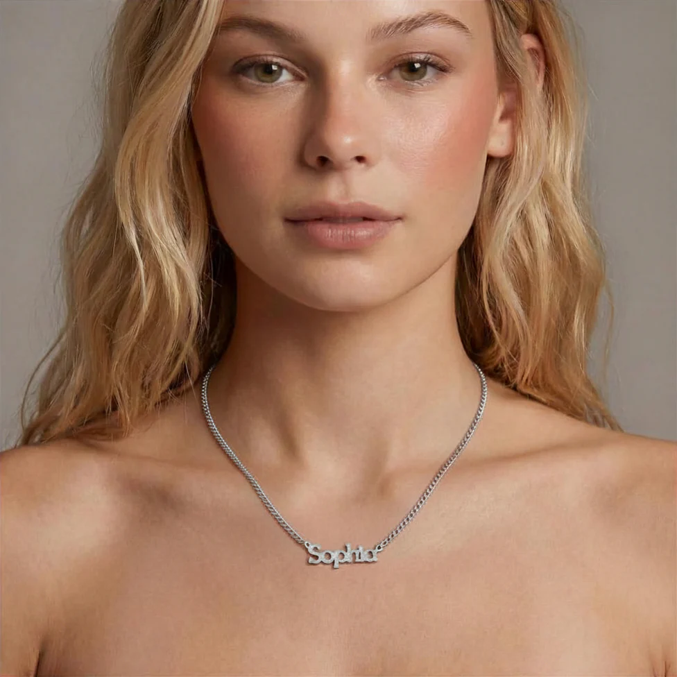 Name Necklace Bold - Image 2