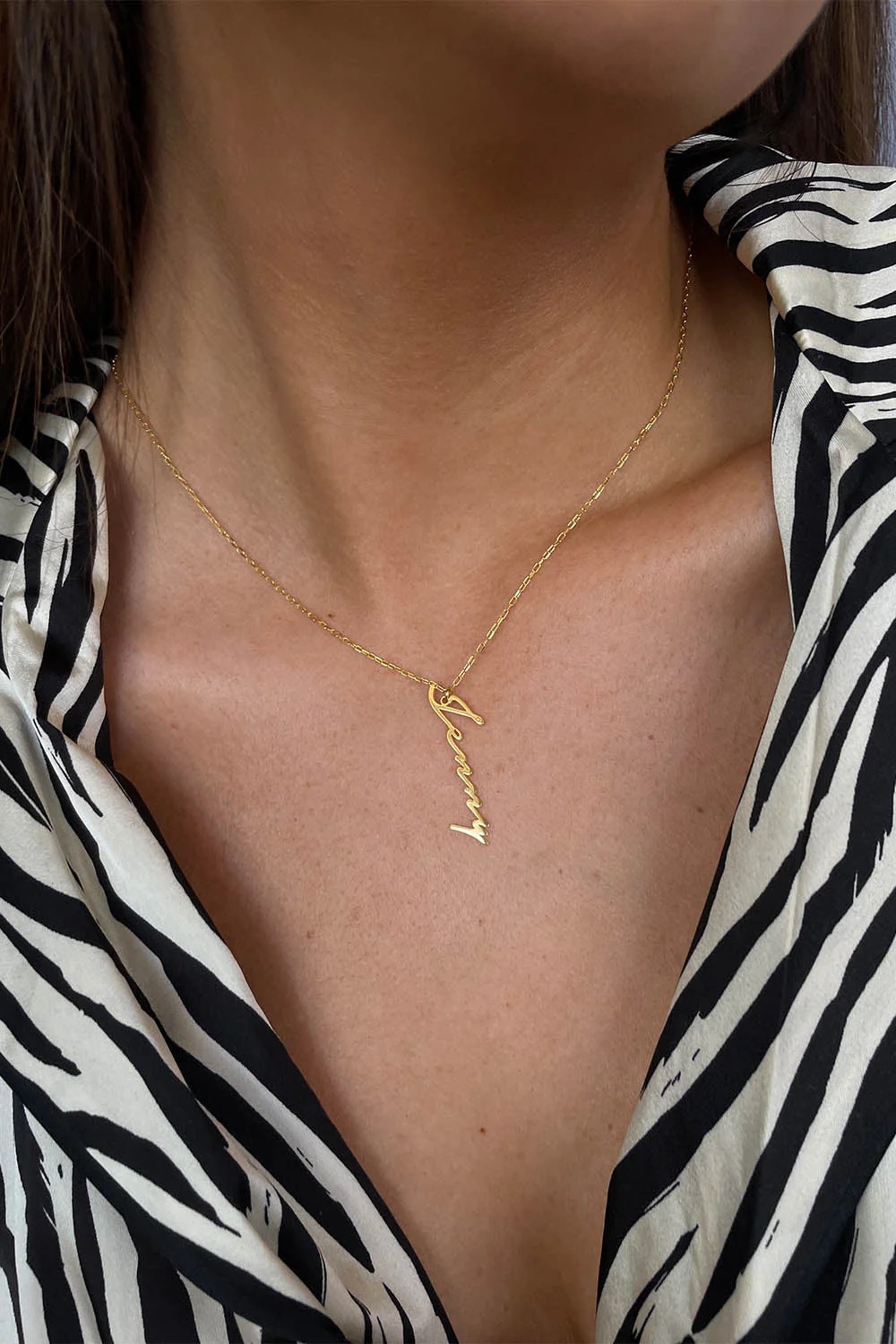 Name Necklace Vertical - Image 3