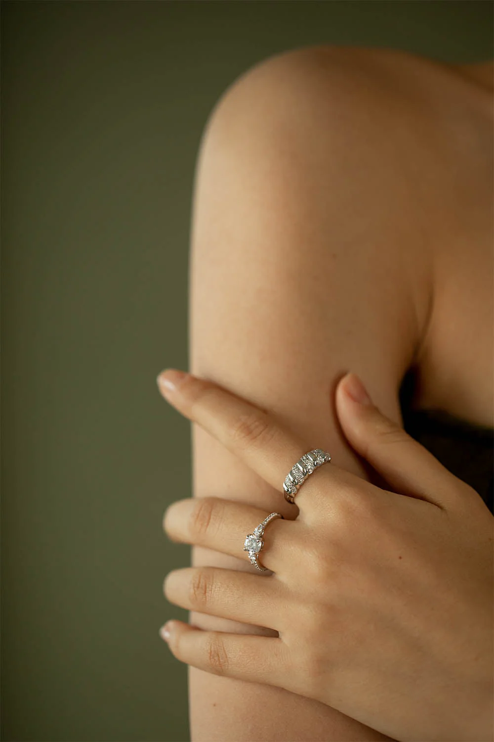 Sparkle Twisted Ring - Image 2